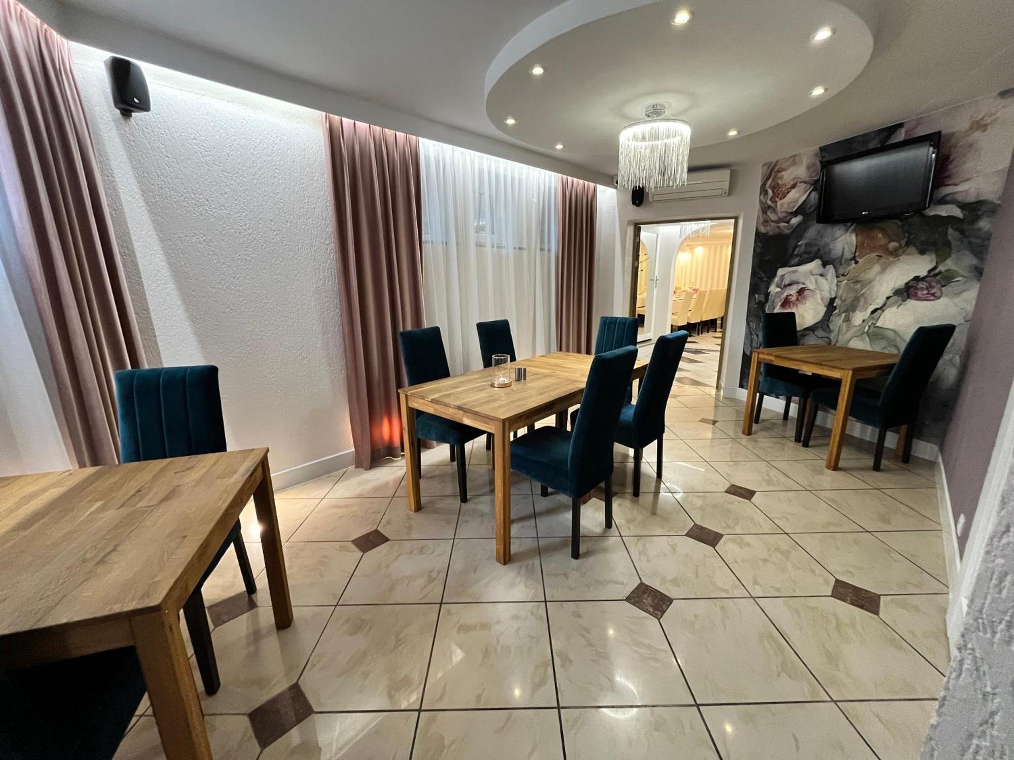 Hostel & Restauracja Santorini Bialystok Exterior photo
